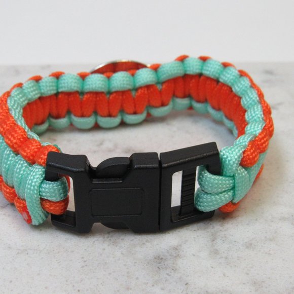 NFL Miami Dolphins Bungee Bracelet! - Picture 7 of 9
